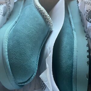 UGG Tasman Slippers-Deep Ice